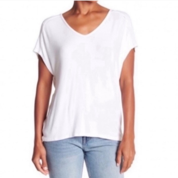 🆕 Michael Stars Relaxed White Blouse. NWOT - Picture 1 of 6